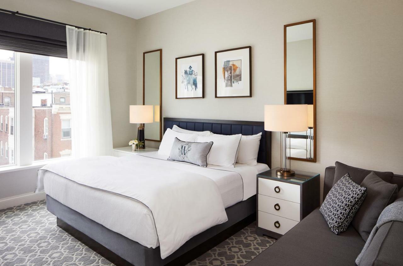 The Whitney Hotel Boston Zewnętrze zdjęcie A bedroom at the Hotel Commonwealth